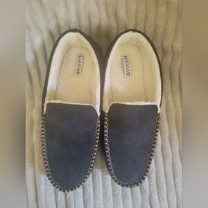 Haggar Men's Loafers L 9.5-10.5 Black Fur House Slippers Lagenlook Quiet Luxury
